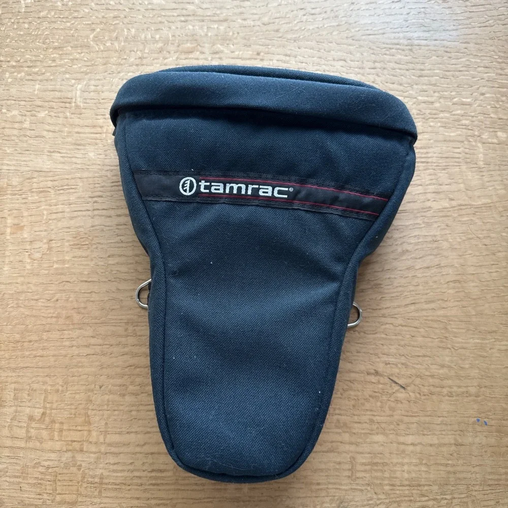TAMRAC Model 515 Navy Blue Holster-Style Waist/Belt Camera Bag Carrying Case